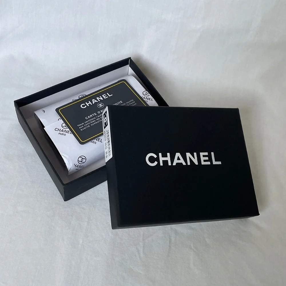 Chanel Small Crossbody Wallet Chain Strap VIP/GWP - Picture 10 of 11